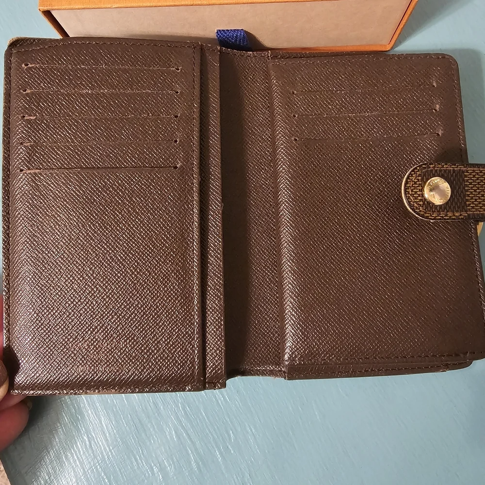 Louis Vuitton Portefeuille Viennois Wallet - Picture 4 of 15